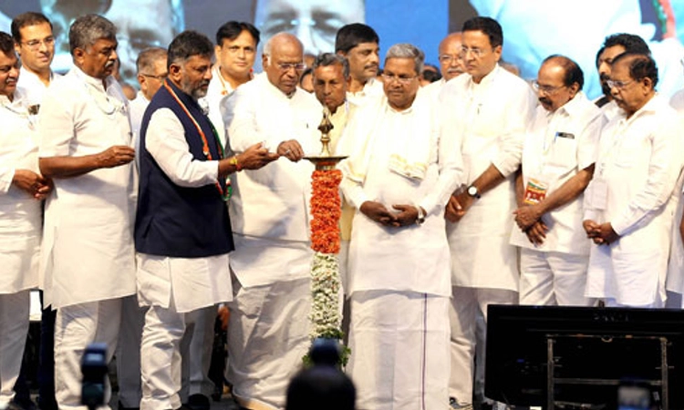 40% ಕಮಿಷನ್‌ ಸರ್ಕಾರದ ಆಡಳಿತದಿಂದ ಜನತೆ ರೋಸಿ ಹೋಗಿದ್ದಾರೆ: ಸಿದ್ದರಾಮಯ್ಯ