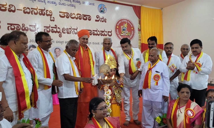 ರಬಕವಿ-ಬನಹಟ್ಟಿ: ಎಸ್‍ಎಸ್‍ಎಲ್‍ಸಿ ವರೆಗೆ ಶಿಕ್ಷಣ ಕನ್ನಡ ಮಾಧ್ಯಮದಲ್ಲಿರಲಿ: ಜಯವಂತ ಕಾಡದೇವರ