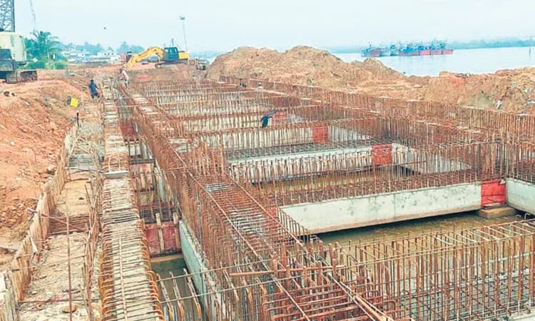 ಕೋಸ್ಟಲ್ ಬರ್ತ್‌ ಯೋಜನೆ: ಭೂಮಿ ತೆರವಾಗದೆ ಪ್ರಗತಿ ವಿಳಂಬ‌