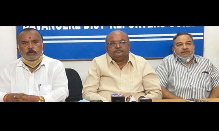 ಕಾಂಗ್ರೆಸ್‌ ಅಭ್ಯರ್ಥಿ ಗೆಲುವು ನಿಶ್ಚಿತ: ರೇವಣ್ಣ