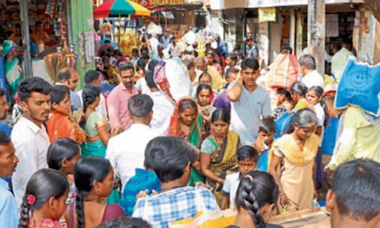 ಕೋವಿಡ್‌ ನಿಯಮ ಮರೆತ ಜನ