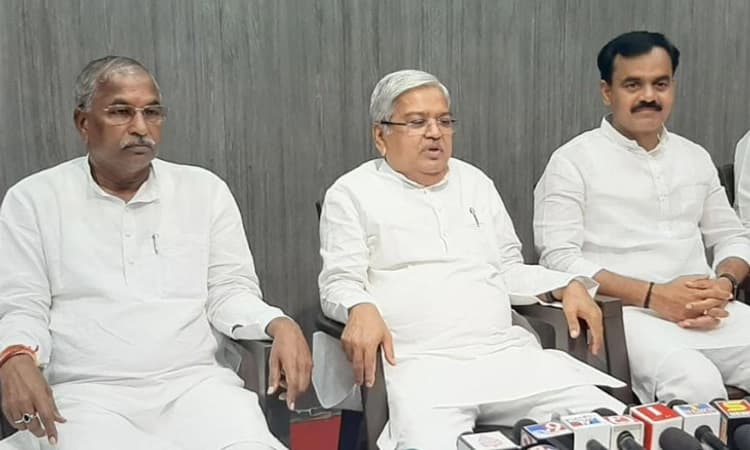 ಸಂಕಷ್ಟದ ಸಂದರ್ಭ ಬೊಮ್ಮಾಯಿ ಬದಲಾವಣೆ ಅಸಾಧ್ಯ: ಕಾರಜೋಳ