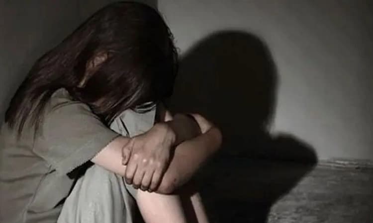 ಮೈಸೂರು: ಪಾನಮತ್ತನಾಗಿ ಸ್ವಂತ ತಂಗಿಯ ಮೇಲೆ ಅತ್ಯಾಚಾರವೆಸಗಿದ ಸಹೋದರ!