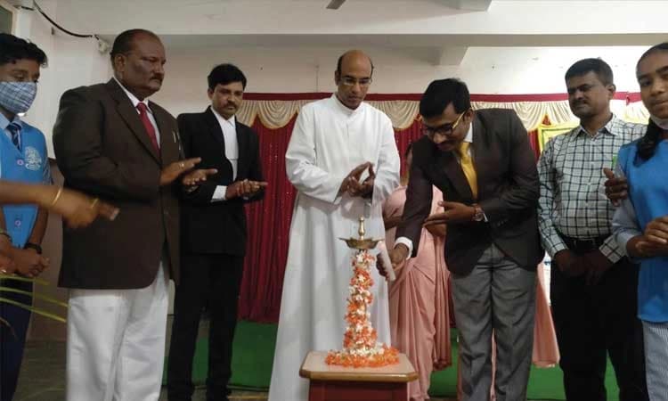 ಸಂವಿಧಾನದ ಪರಿಪಾಲನೆ ಎಲ್ಲರ ಕರ್ತವ್ಯ