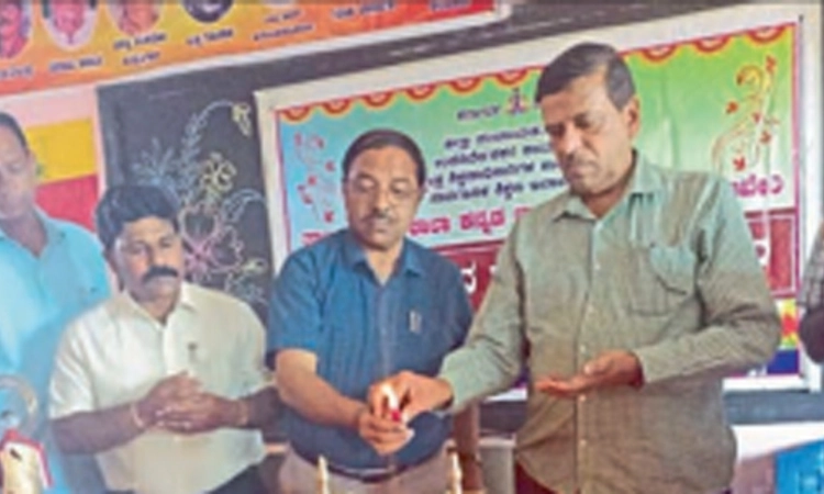 ಶಿಕ್ಷಕರ ಶ್ರದ್ಧೆಯಿಂದ ವಿದ್ಯಾರ್ಥಿಗಳಿಗೆ ಯಶಸ್ಸು