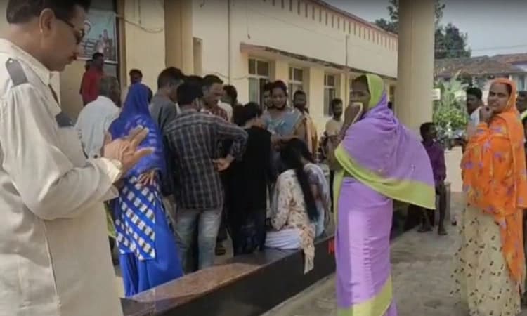 ದಾಂಡೇಲಿ ಯುವತಿ ಆತ್ಮಹತ್ಯೆ