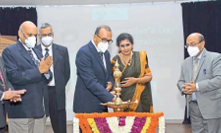 ಎಸ್‌ಡಿಎಂ ದೇಶದ ಪ್ರತಿಷ್ಠಿತ ಸಂಸ್ಥೆ: ಡಾ| ಹೆಗ್ಗಡೆ