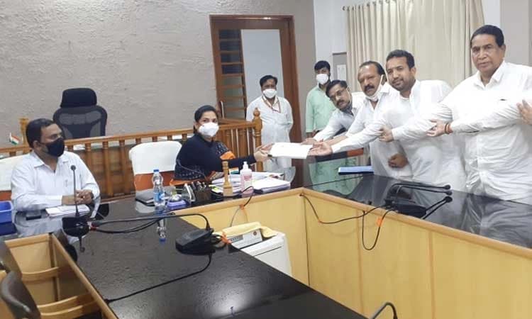 ಬಿಜೆಪಿ ಅಭ್ಯರ್ಥಿ ಬಿ.ಜಿ.ಪಾಟೀಲ ನಾಮಪತ್ರ ಸಲ್ಲಿಕೆ