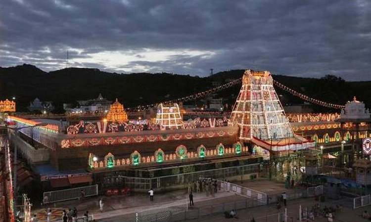 ದೇಗುಲ ಪೂಜೆ ವಿಚಾರದಲ್ಲಿ ಮಧ್ಯಪ್ರವೇಶವಿಲ್ಲ: ಸುಪ್ರೀಂಕೋರ್ಟ್‌