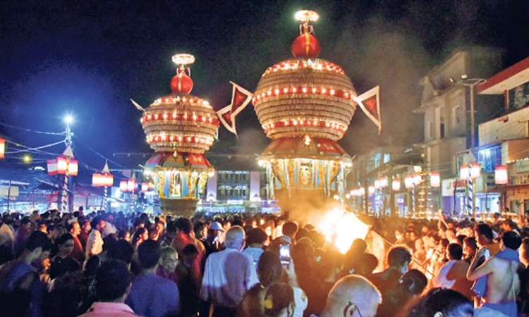 ಉಡುಪಿ ಶ್ರೀಕೃಷ್ಣ ಮಠ ಸಂಭ್ರಮದ ಲಕ್ಷ ದೀಪೋತ್ಸವ ಆರಂಭ