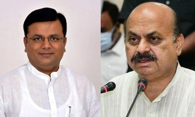 ಸಿಎಂ ಬೊಮ್ಮಾಯಿ ಭೇಟಿಯಾದ ಕಾಂಗ್ರೆಸ್ ಶಾಸಕ ಶ್ರೀನಿವಾಸ್ ಮಾನೆ