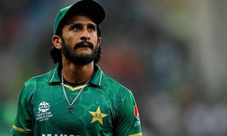 ಸೆಮಿ ಸೋಲಿನ ಬಳಿಕ ಅಭಿಮಾನಿಗಳ ಬಳಿ ಕ್ಷಮೆ ಕೇಳಿದ ಪಾಕ್ ವೇಗಿ ಹಸನ್ ಅಲಿ