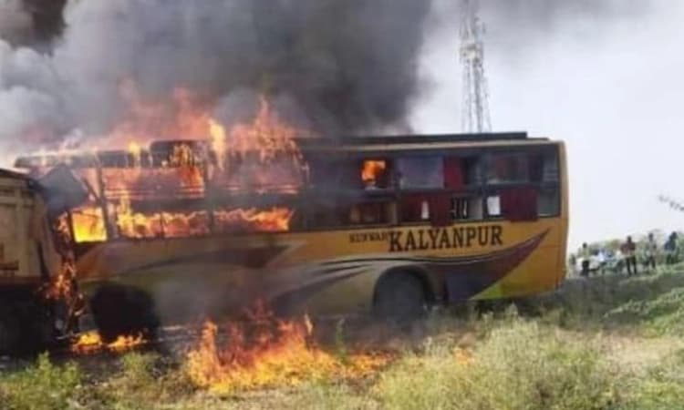 ರಾಜಸ್ಥಾನ : ಟ್ಯಾಂಕರ್ ಡಿಕ್ಕಿ ಹೊಡೆದು ಹೊತ್ತಿ ಉರಿದ ಬಸ್, ಹನ್ನೆರಡು ಮಂದಿ ಸಜೀವ ದಹನ