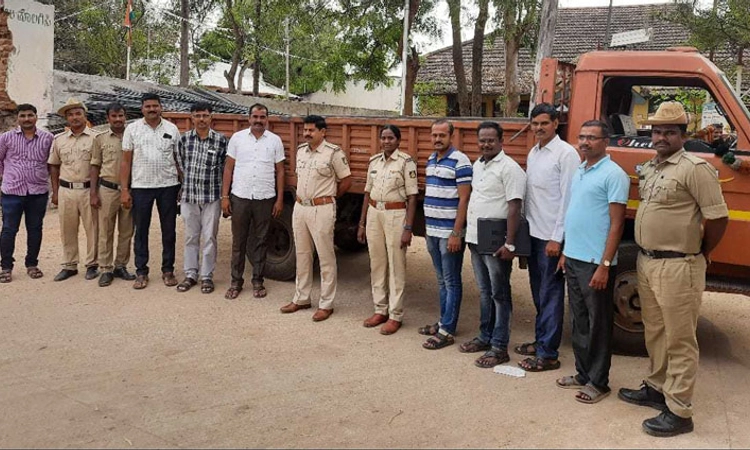ಕಬ್ಬಿಣ ಕಳ್ಳತನ: ಇಬ್ಬರ ಬಂಧನ