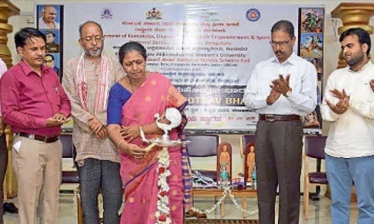 ಮನೆ ಮನೆಗಳಲ್ಲೂ ಸ್ವಾತಂತ್ರ್ಯದ ದೇಶಭಕ್ತಿ ಮೆರೆಯಲಿ