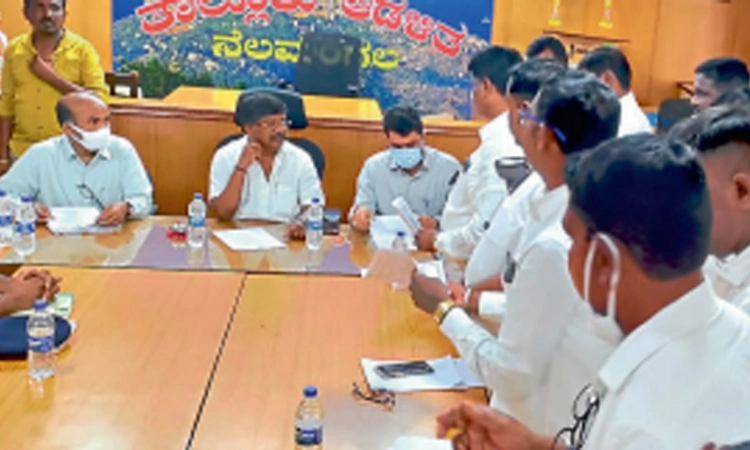 ಪ. ಜಾತಿ, ಪಂಗಡದ ಕುಂದುಕೊರತೆ ಸಭೆ ಬಹಿಷ್ಕಾರ