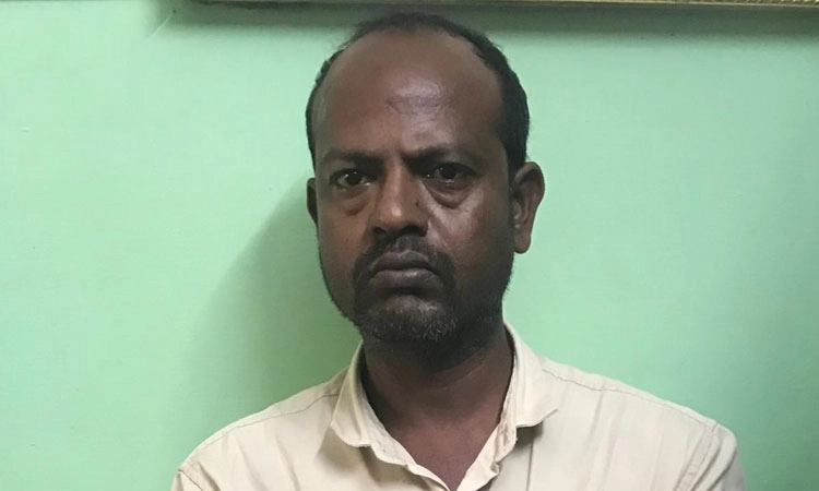 ಕೌಟುಂಬಿಕ ಕಲಹ: ಪತ್ನಿಯ ಕತ್ತು ಹಿಸುಕಿ ಕೊಂದ ಪತಿ
