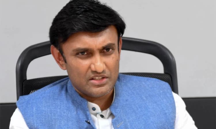 ಉಕ್ರೇನ್‌ನಿಂದ ಮರಳಿದ ವೈದ್ಯ ವಿದ್ಯಾರ್ಥಿಗಳು ವ್ಯಾಸಂಗ ಮುಂದುವರಿಕೆಗೆ ಕ್ರಮ: ಡಾ| ಸುಧಾಕರ್‌