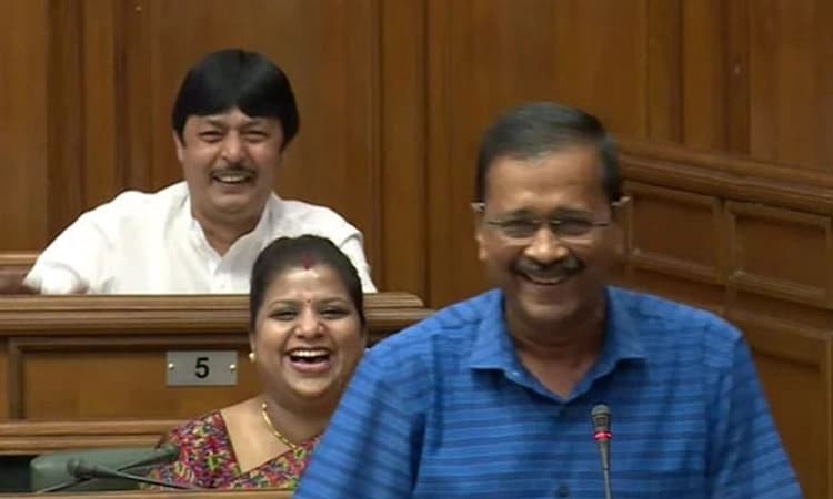 ‘ದ ಕಾಶ್ಮೀರ್ ಫೈಲ್ಸ್’ ಚಿತ್ರಕ್ಕೆ ಅಣಕ : ಕೇಜ್ರಿವಾಲ್ ವಿರುದ್ಧ ಸಾವಂತ್ ಕಿಡಿ