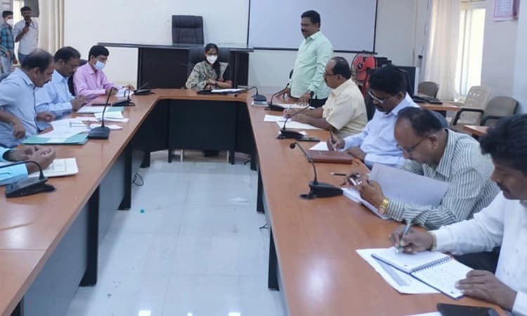 ಎಸ್ಸೆಸ್ಸೆಲ್ಸಿ ಪರೀಕ್ಷೆ ಸುಗಮವಾಗಿ ನಡೆಸಿ