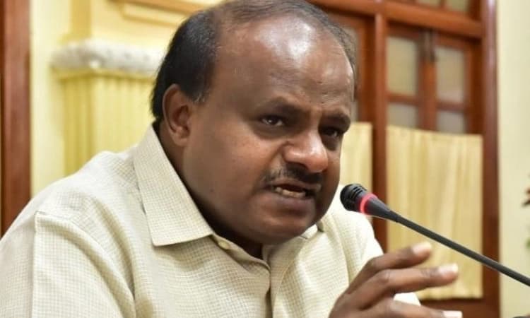 ಬಿಡದಿಯ ತೋಟದಲ್ಲಿ 3,000 ನಾಟಿ ಕೋಳಿಗಳನ್ನು ಸಾಕುತ್ತಿದ್ದೇನೆ : ಎಚ್‌ಡಿಕೆ