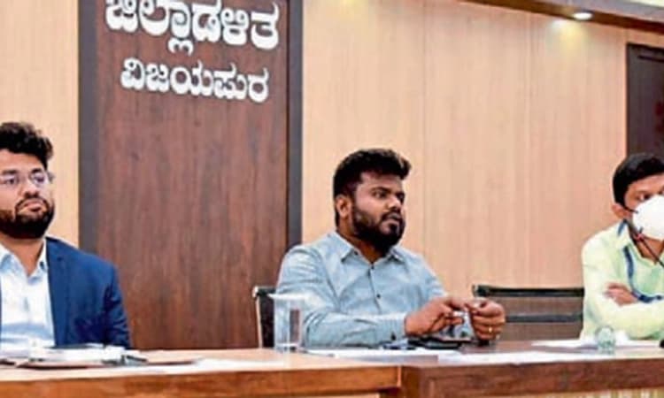 ಉಪ್ಪಲದಿನ್ನಿ ಜನರ ಸಮಸ್ಯೆಗೆ ಸ್ಪಂದಿಸಲು ಡಿಸಿ ತಾಕೀತು