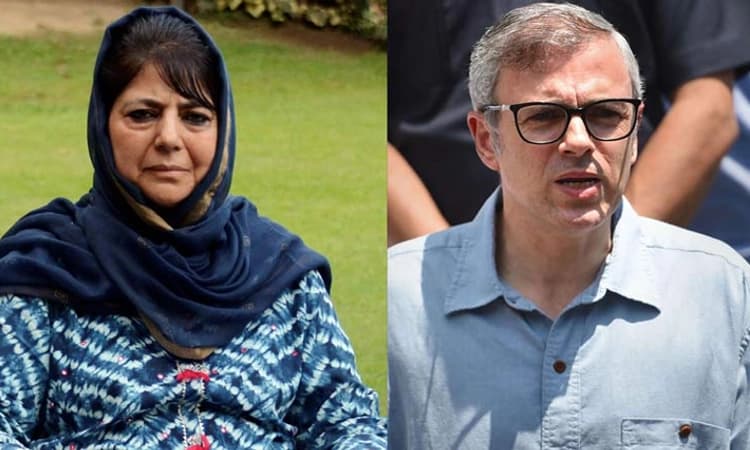 ಆಯ್ಕೆಯ ಸ್ವಾತಂತ್ರ್ಯ…ಹಿಜಾಬ್ ಕುರಿತ ಹೈಕೋರ್ಟ್ ತೀರ್ಪಿನ ಬಗ್ಗೆ ಮುಫ್ತಿ, ಒಮರ್ ಹೇಳಿದ್ದೇನು?