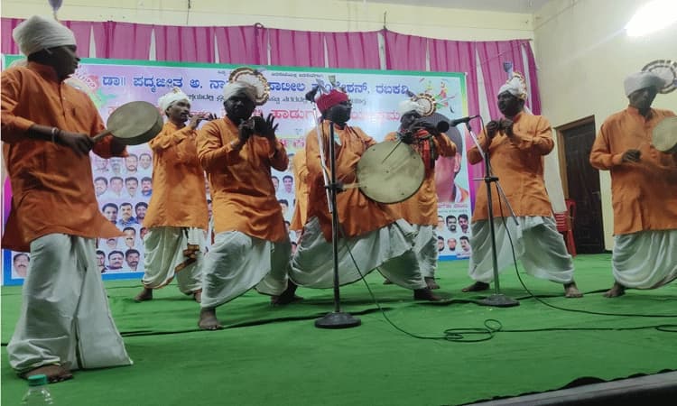 ದೇಸಿ ಸಂಸ್ಕೃತಿ ಉಳಿಸಲು ಎಲ್ಲರ ಸಹಕಾರ ಮುಖ್ಯ