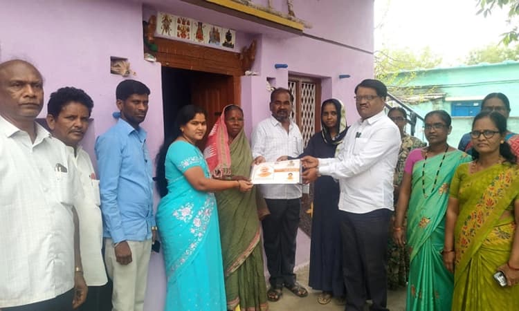 ಪಹಣಿ-ಪಿಂಚಣಿ ಪತ್ರಕ್ಕಾಗಿ ಪರದಾಟ ಬೇಡ: ಹಳ್ಳೆ