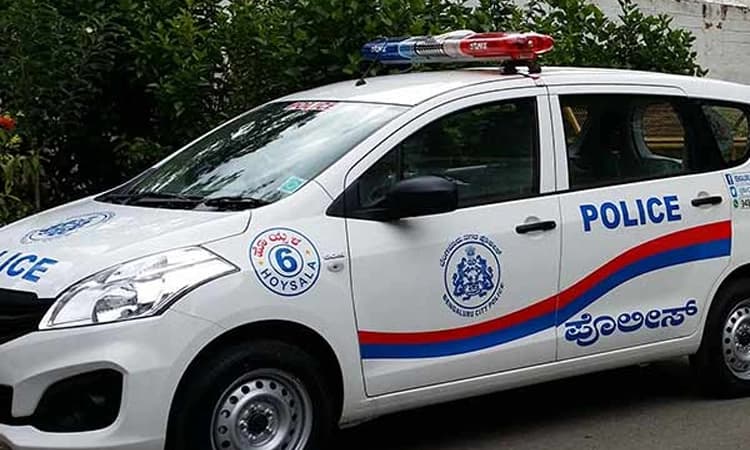 ಉದ್ಯಾವರ: ಅಕ್ರಮ ಮರಳುಗಾರಿಕೆ ಬಗ್ಗೆ ಧ್ವನಿಯೆತ್ತಿದ ವ್ಯಕ್ತಿಗೆ ಬೆದರಿಕೆ, ಸ್ಕೂಟರ್‌ ಧ್ವಂಸ