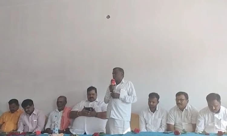 ಬೆಳ್ಳಿ ಪ್ರಕಾಶ್ ಗೆಲುವಿಗೆ ಪೂರ್ಣ ಆಸ್ತಿಯನ್ನು ಬಾಜಿ ಕಟ್ಟಲು ಮುಂದಾದ ಮುಖಂಡ