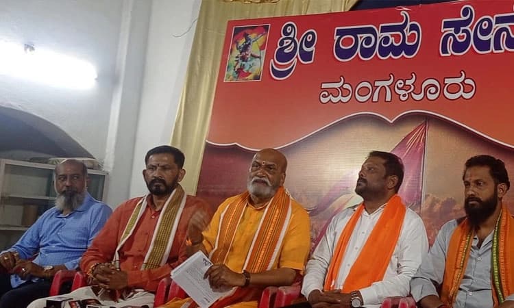ಈ ಬಾರಿಯೂ ಯುಗಾದಿ ಸಂದರ್ಭದಲ್ಲಿ ಹಲಾಲ್ ಕಟ್ ಬಹಿಷ್ಕಾರ: ಪ್ರಮೋದ್ ಮುತಾಲಿಕ್