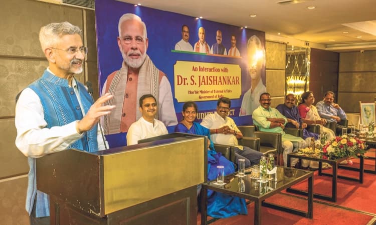 ಸಮರ್ಥ ನಾಯಕತ್ವದಿಂದ ಭಾರತ ಪ್ರಗತಿಯತ್ತ : ಪ್ರಬುದ್ಧರ ಗೋಷ್ಠಿಯಲ್ಲಿ ಡಾ| ಜೈಶಂಕರ್‌