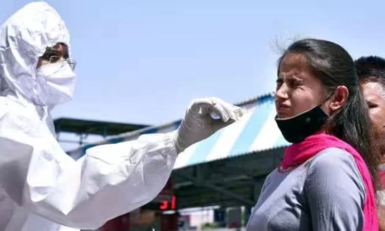 ಎಚ್3ಎನ್2 ಭೀತಿಯ ಮಧ್ಯೆ ಕೋವಿಡ್ ಏರಿಕೆ; ಒಂದೇ ದಿನ ಸಾವಿರ ದಾಟಿದ ಸೋಂಕಿತರ ಸಂಖ್ಯೆ