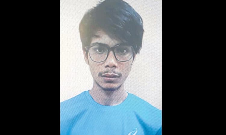 ವಿಮಾನದ ಶೌಚಾಲಯದಲ್ಲಿ ಸಿಗರೇಟ್‌ ಸೇದಿದ ಯುವಕ ಸೆರೆ