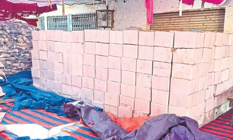 ಯುಗಾದಿ ಗಿಫ್ಟ್ ರೇಷನ್‌ ಕಿಟ್‌ಗಳು ಜಪ್ತಿ