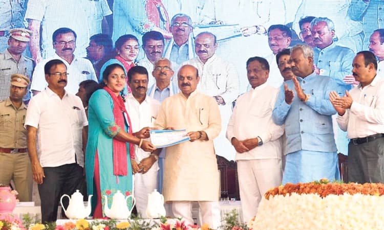 ಸಮೃದ್ಧಿಯ ಕರ್ನಾಟಕದ ನಿರ್ಮಾಣ: ಸಿಎಂ ಬೊಮ್ಮಾಯಿ