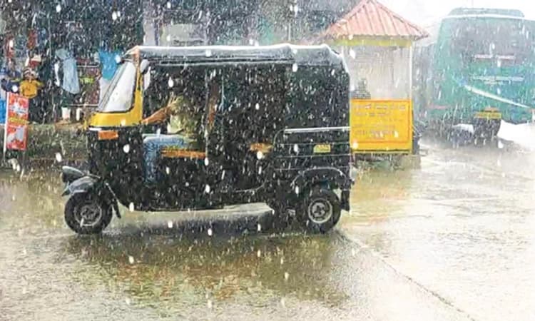 ಮಡಿಕೇರಿ ತಾಲೂಕಿನ ವಿವಿಧೆಡೆ ಸಾಧಾರಣ ಮಳೆ
