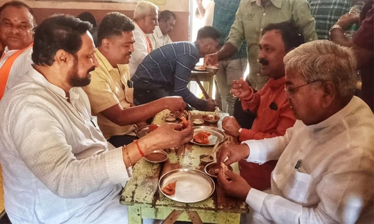 ಸಾದಾ ಹೊಟೇಲ್‌ನಲ್ಲಿ ಜನರ ಮಧ್ಯ ಭರಪೂರ ನ್ಯಾರಿ ಮಾಡಿದ ಸಚಿವರು !