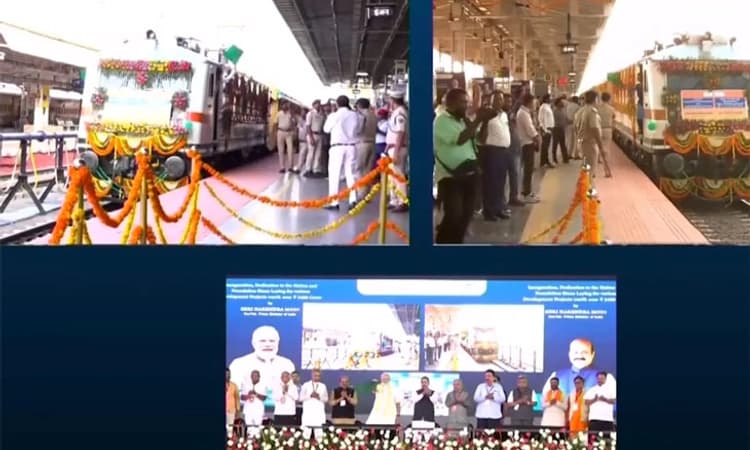 ಧಾರವಾಡ: ವಿಶ್ವದ ಅತಿ ಉದ್ದದ ರೈಲ್ವೆ ಪ್ಲಾಟ್‌ಫಾರ್ಮ್ ದೇಶಕ್ಕೆ ಸಮರ್ಪಿಸಿದ ಪ್ರಧಾನಿ