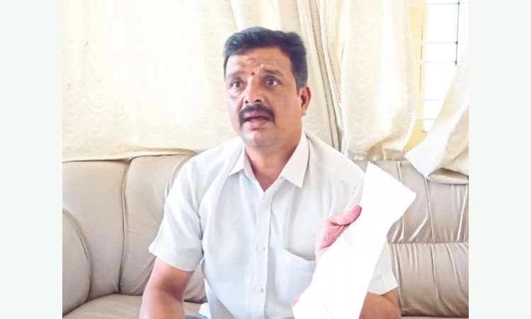 ಭ್ರಷ್ಟಾಚಾರ ಮರೆಮಾಚಲು ಸಭೆ ಮುಂದೂಡಿಕೆ