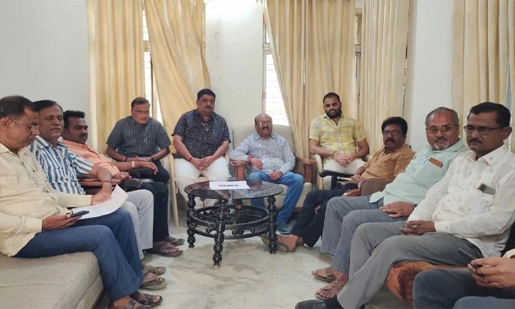 ಕೊಪ್ಪಳ ಹಾಲಿ ಸಂಸದರಿಗೆ ವಿಧಾನಸಭಾ ಟಿಕೇಟ್ ನೀಡಲು ಆಗ್ರಹ