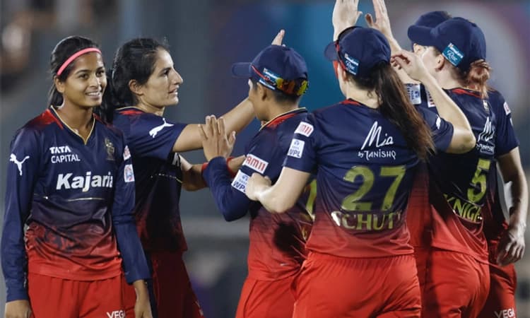 ವನಿತಾ ಪ್ರೀಮಿಯರ್‌ ಲೀಗ್‌: ರೋಚಕ ಪಂದ್ಯದಲ್ಲಿ ಗುಜರಾತ್‌ ಎದುರು ಸೋಲಿಗೆ ಶರಣಾದ ಆರ್‌ಸಿಬಿ