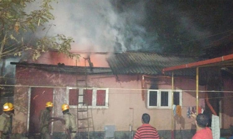 ಬಂಟ್ವಾಳ: ಮನೆಯೊಂದರಲ್ಲಿ ಆಕಸ್ಮಿಕ ಬೆಂಕಿ