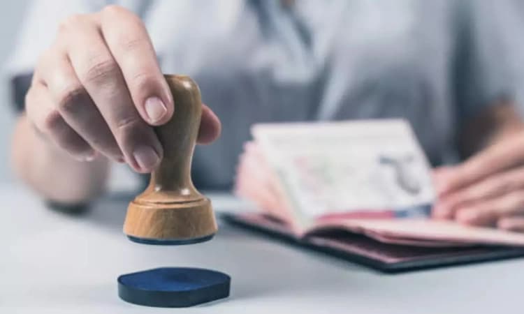 ಕೆನಡಾದಲ್ಲಿರುವ ಭಾರತೀಯ ಪ್ರವಾಸಿಗರು ಇನ್ನು ಉದ್ಯೋಗ ವೀಸಾಕ್ಕೂ ಅರ್ಜಿ ಸಲ್ಲಿಸಬಹುದು