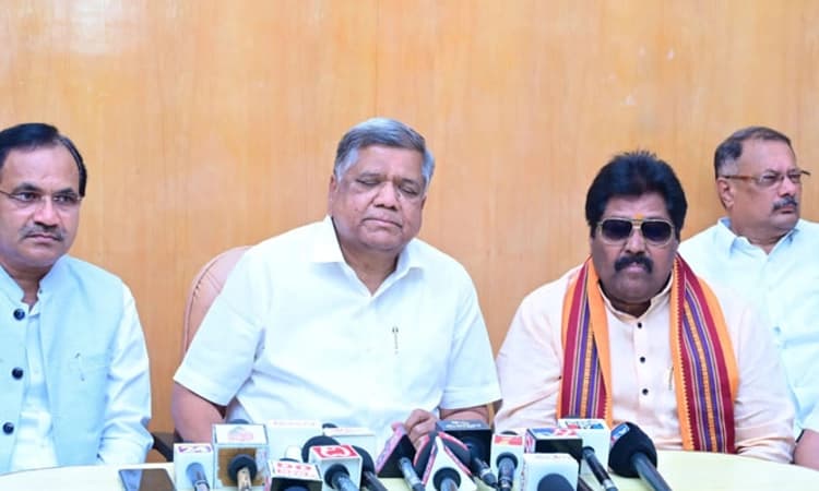 ಕಲ್ಯಾಣ ಕರ್ನಾಟಕದಲ್ಲಿ ಇನ್ನಷ್ಟು ಚುರುಕಿನ ಕೆಲಸಗಳು ಆಗಬೇಕಿತ್ತು: ಶೆಟ್ಟರ್ ಇಂಗಿತ