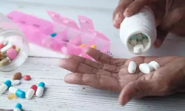 ಆ್ಯಂಟಿ ಬಯಾಟಿಕ್‌ ಬಳಕೆ ಬೇಡ:  ಹೆಚ್ಚುತ್ತಿರುವ ಜ್ವರ ಬಾಧೆ; ಐಸಿಎಂಆರ್‌ನಿಂದ  ಸಲಹೆ