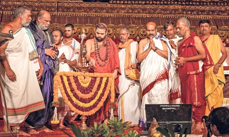 ನಾಮಾಷ್ಟಕದಿಂದ ಶಿವಾರಾಧನೆ: ಶೃಂಗೇರಿ ಸ್ವಾಮೀಜಿ ಕರೆ