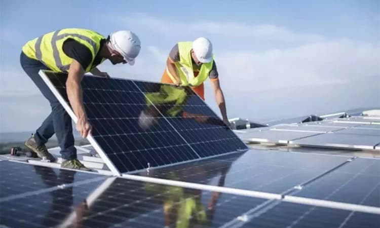 ಆಂಧ್ರದಲ್ಲಿ ಅಂಬಾನಿ 4,000 ಕೋಟಿ ರೂ.ಹೂಡಿಕೆಗೆ ಸಜ್ಜು