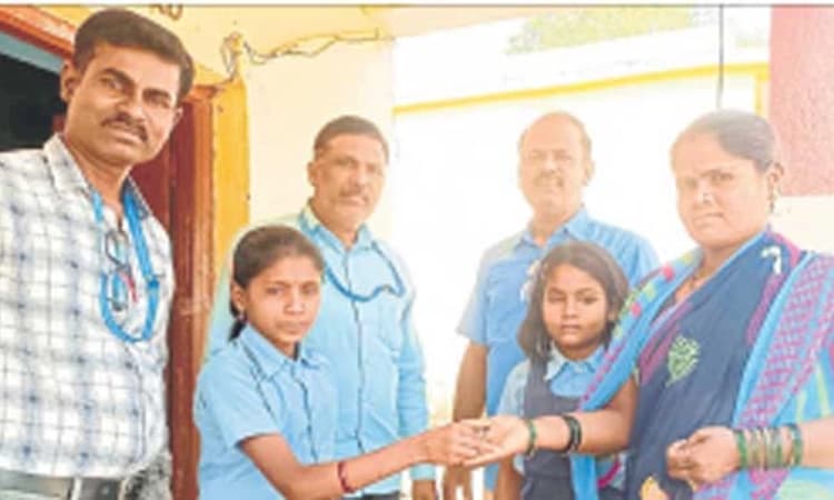 ಅಮೀನಗಡ: ಪ್ರಾಮಾಣಿಕತೆ ಮೆರೆದ ಐದನೇ ತರಗತಿ ಬಾಲಕಿ!